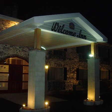 Ripon Welcome Inn And Suites Exterior photo